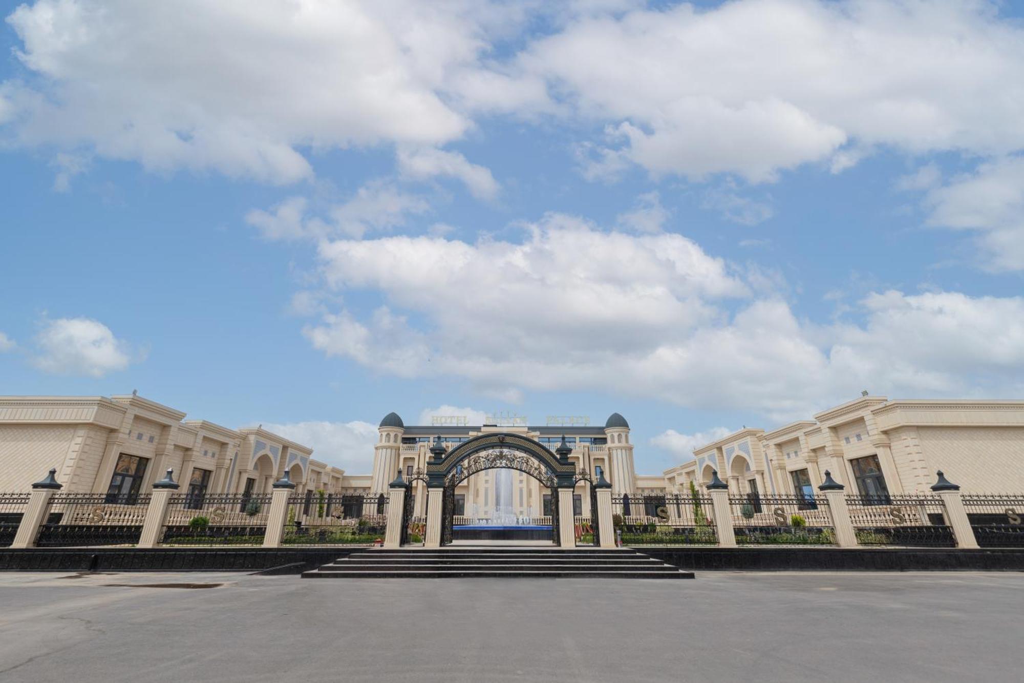 Hotel Sultan Palace Samarkand Bagian luar foto