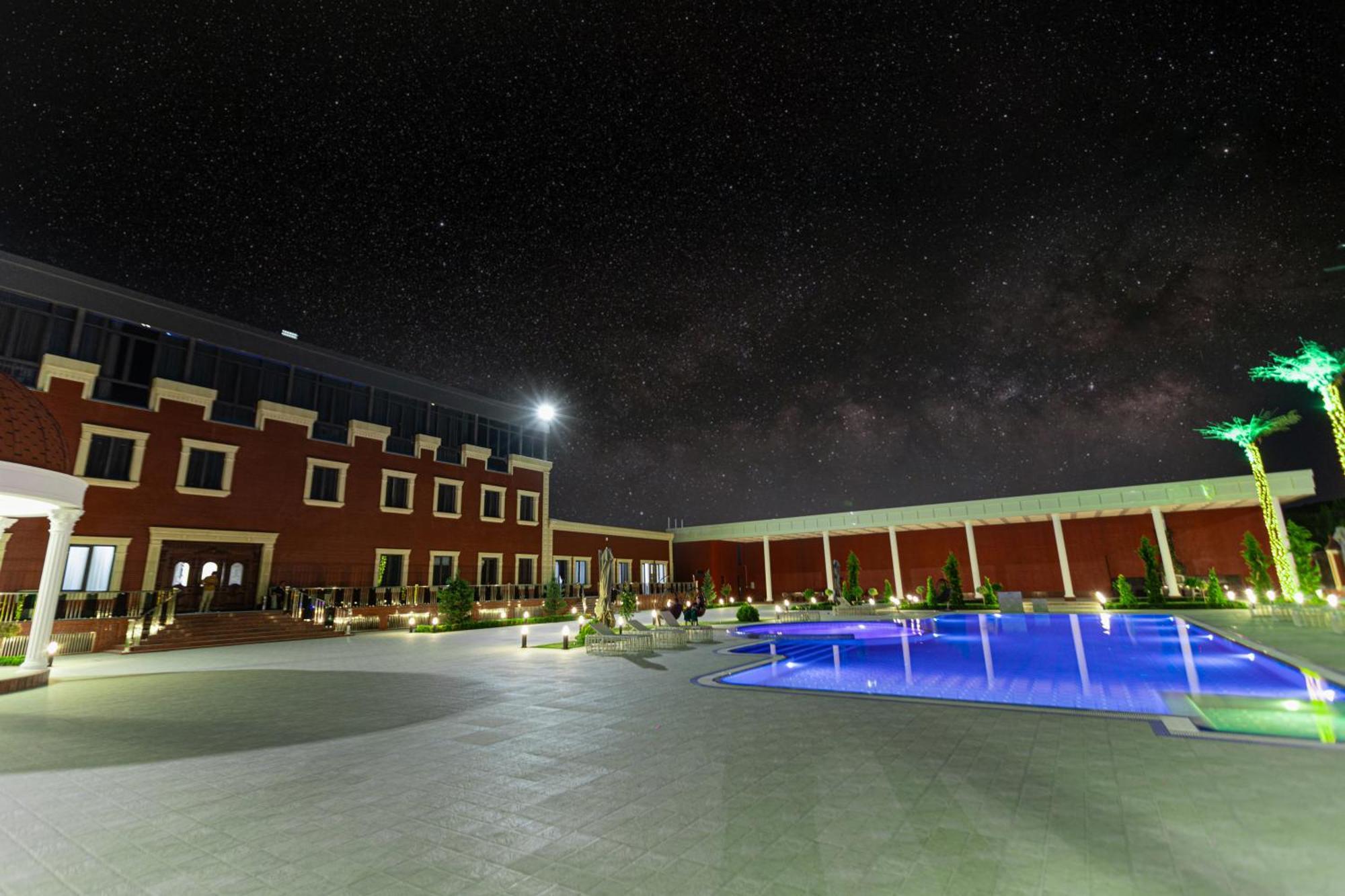 Hotel Sultan Palace Samarkand Bagian luar foto
